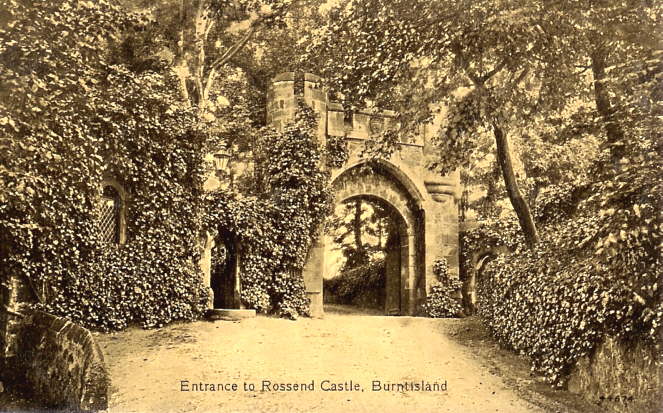 Rossend Castle entrance